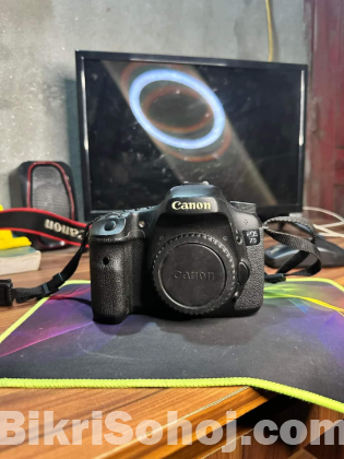 Canon 7D
